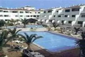 Alondras Park Szálloda 2*