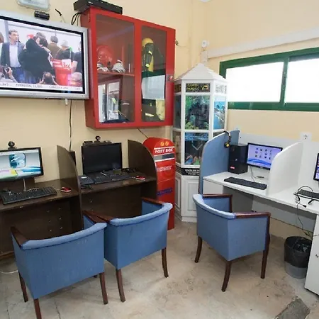 Alondras Park ホテル