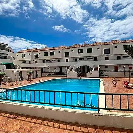 Alondras Park Otel 2*