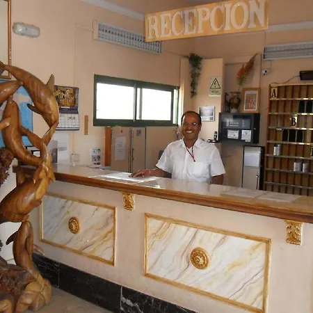 Alondras Park Otel