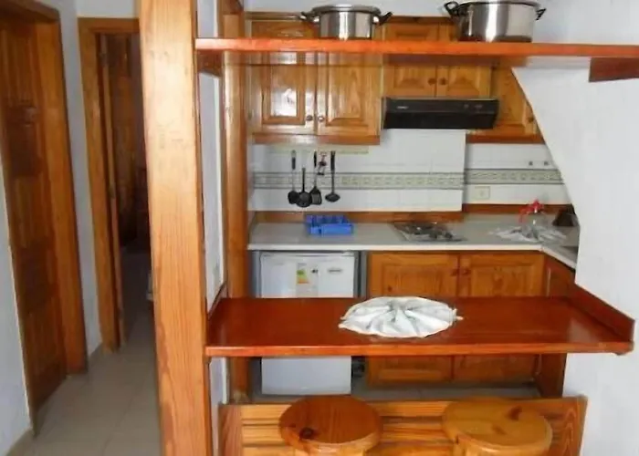 Alondras Park Hotel 2*