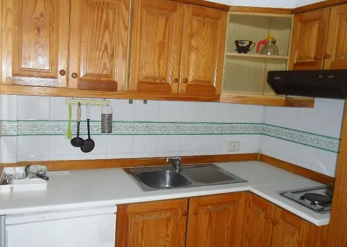 Alondras Park 2* Costa del Silencio